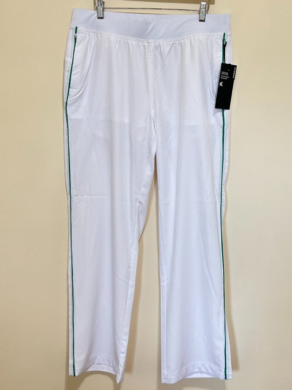 NWT Kyodan Featherweight Collection Track Pant White Womens Size L